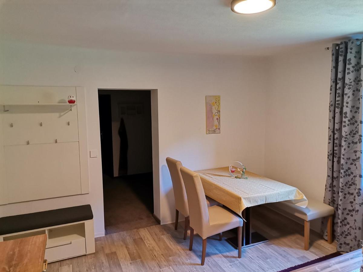 Privatzimmer Steiner Weitendorf  Bagian luar foto